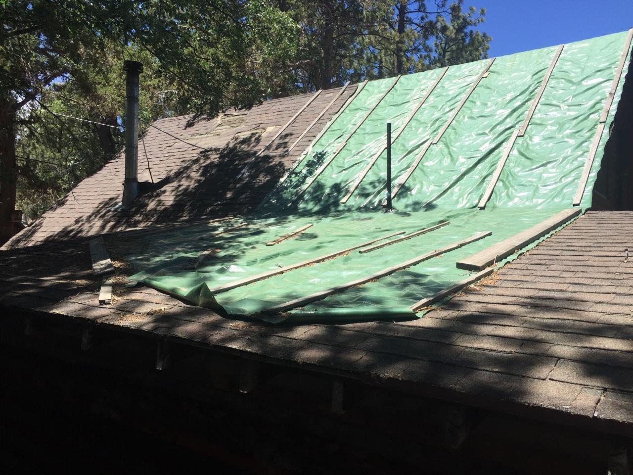 Construction of a roof of a building